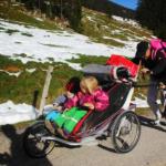 Kinderwagen als Aufstiegshilfe